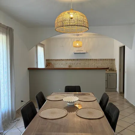 Holiday home Grande A 15 Min Des Plages *